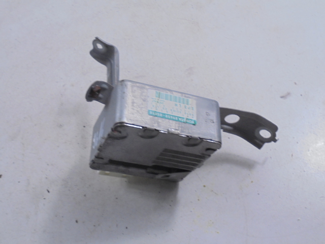 TOYOTA YARIS I P1 MODUL DE CONTROL DE DIRECȚIE 991-20203 89650-05010 Product image