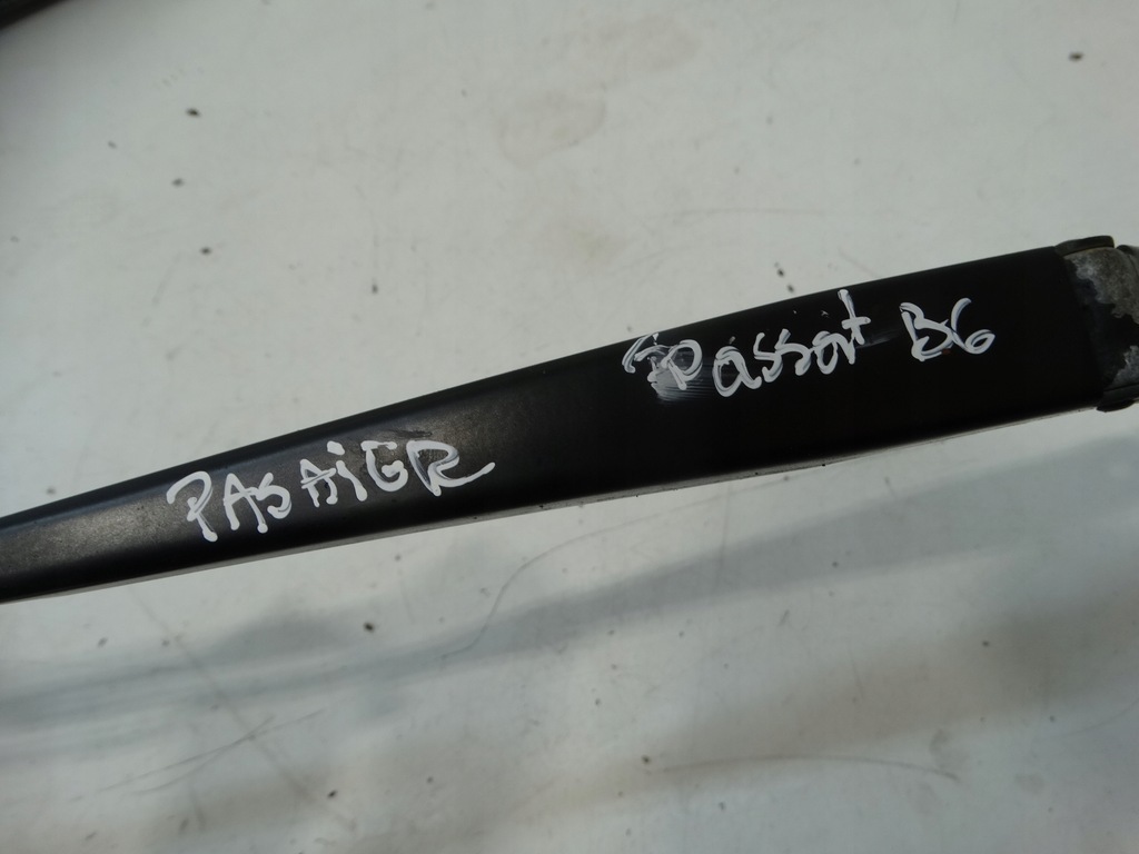 BRAT STERGATOR DREAPTA VOLKSWAGEN PASSAT B6 COMBI 3C1955410B Product image