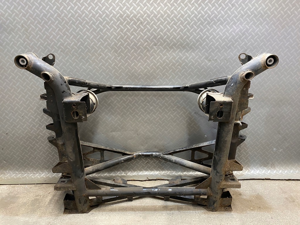 Sled leagăn bancă de traverse din spate Aston Martin DB9 Product image