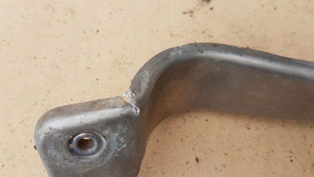 SUPORT FENDER STÂNGA AUDI A6 C7 4G0807591B Product image