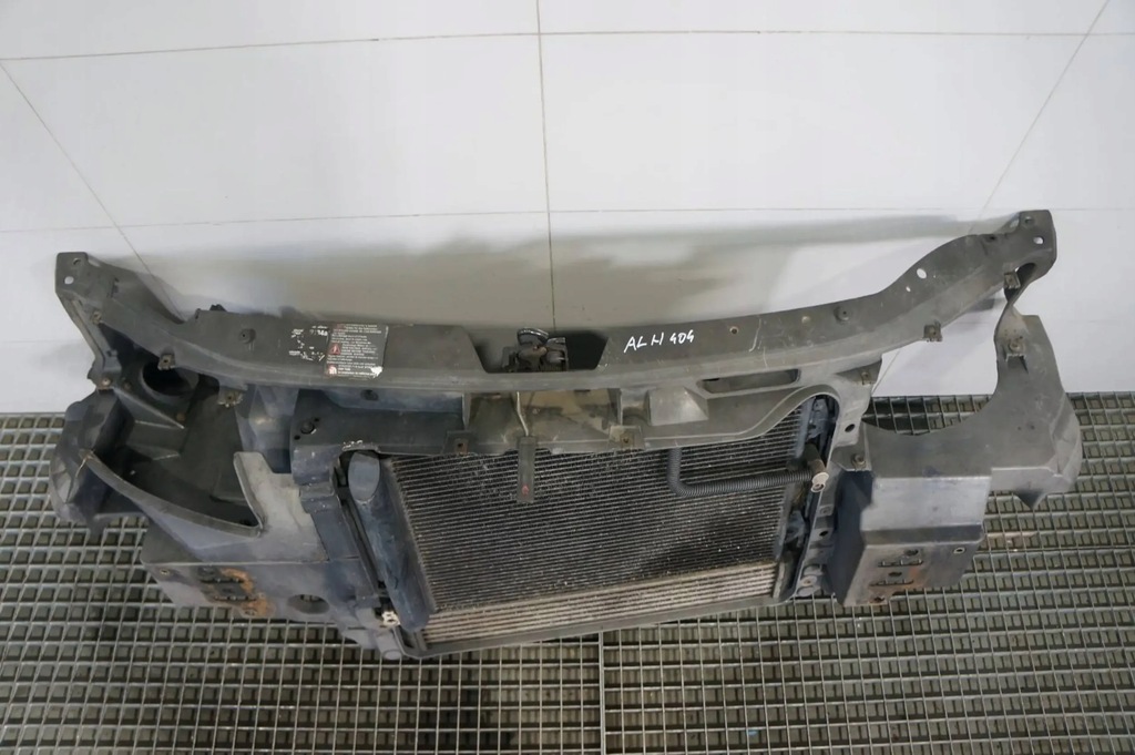 CREAȚA FAȚĂ SET DE RADIATOR DE ARMATĂ FAȚĂ SEAT ALHAMBRA I LIFT Product image