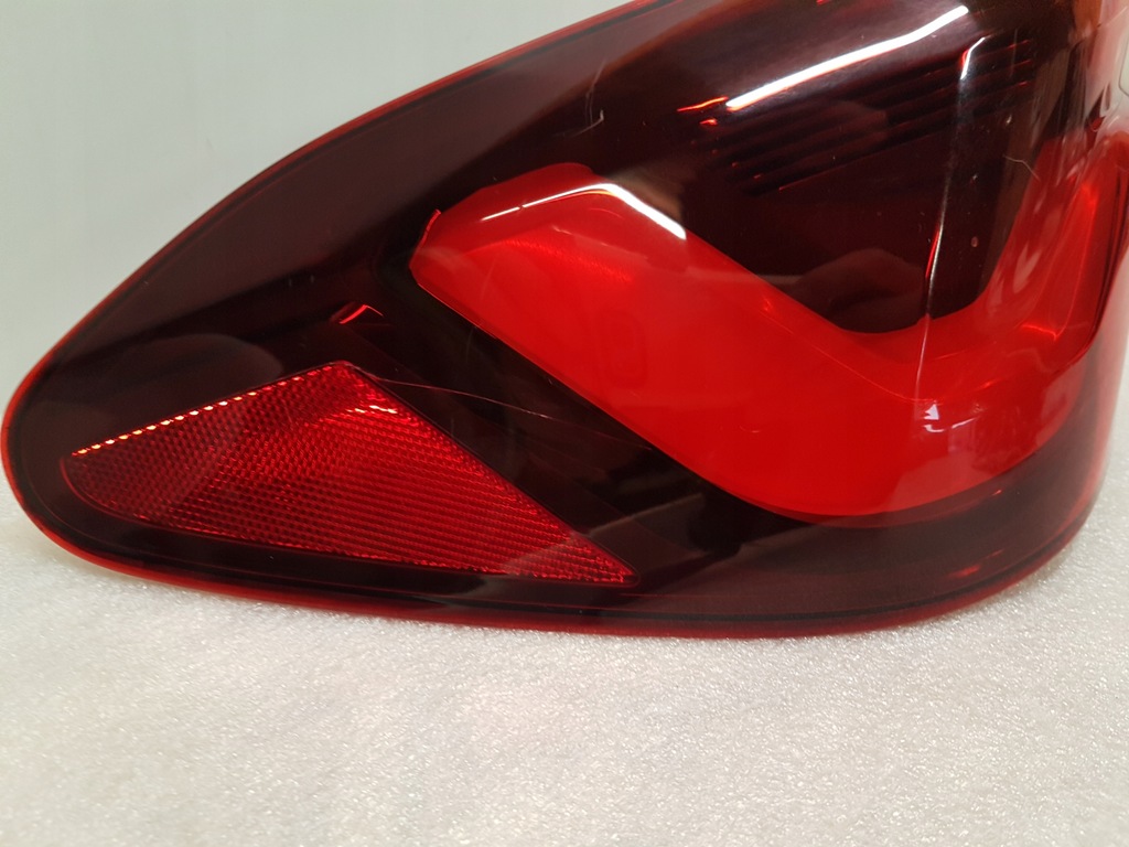 LAMPĂ SPATE STÂNGA BMW X2 F39 LED 9881161 Product image