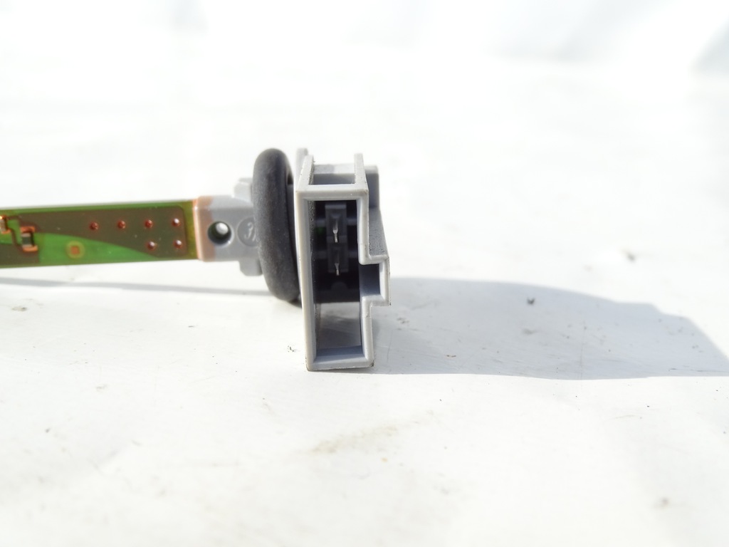 SENSOR DE TEMPERATURA 4B0820539 VW SCIROCCO 3 III 137 AUDI SKODA SEAT Product image