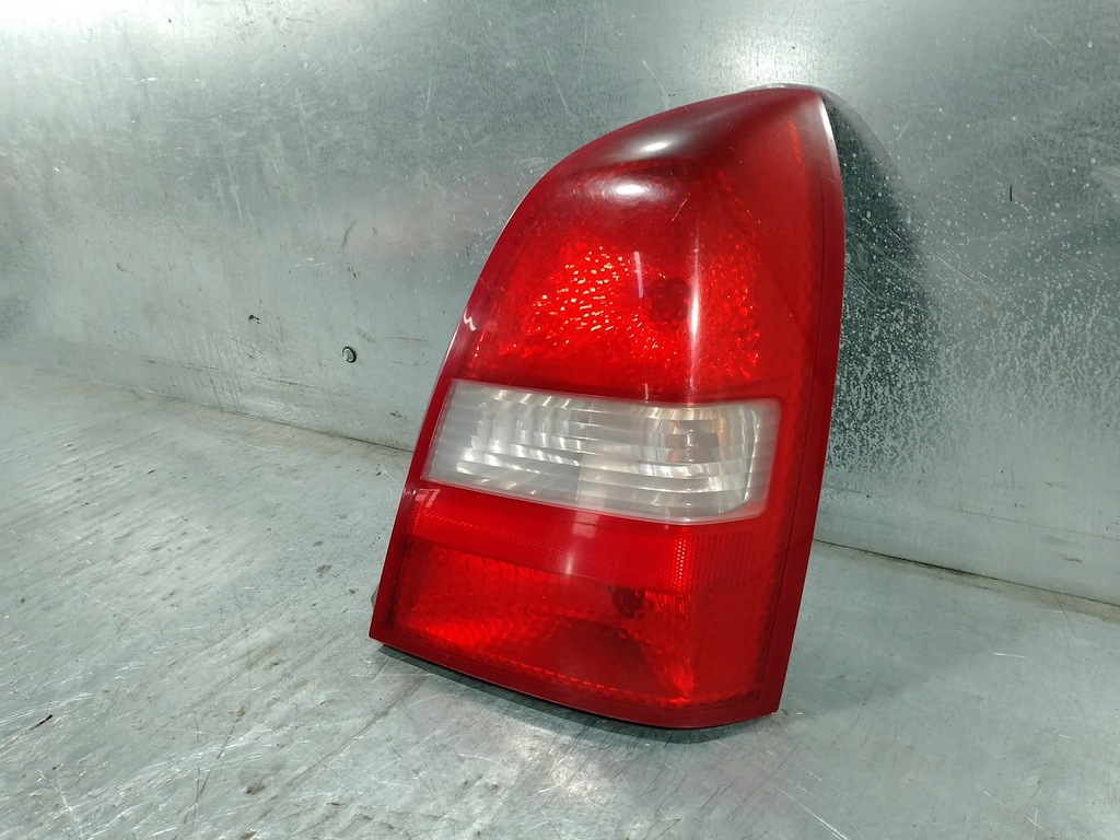 Lampa spate Nissan Primera P12 (03-07) Sedan Product image