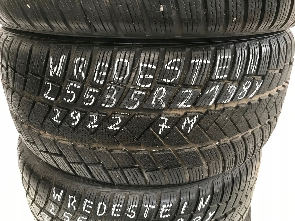 4 x PNEURI DE IARNĂ VREDESTEIN 255/35R21 98A 2022 (2922) 7mm DUPĂ O IARNĂ Product image