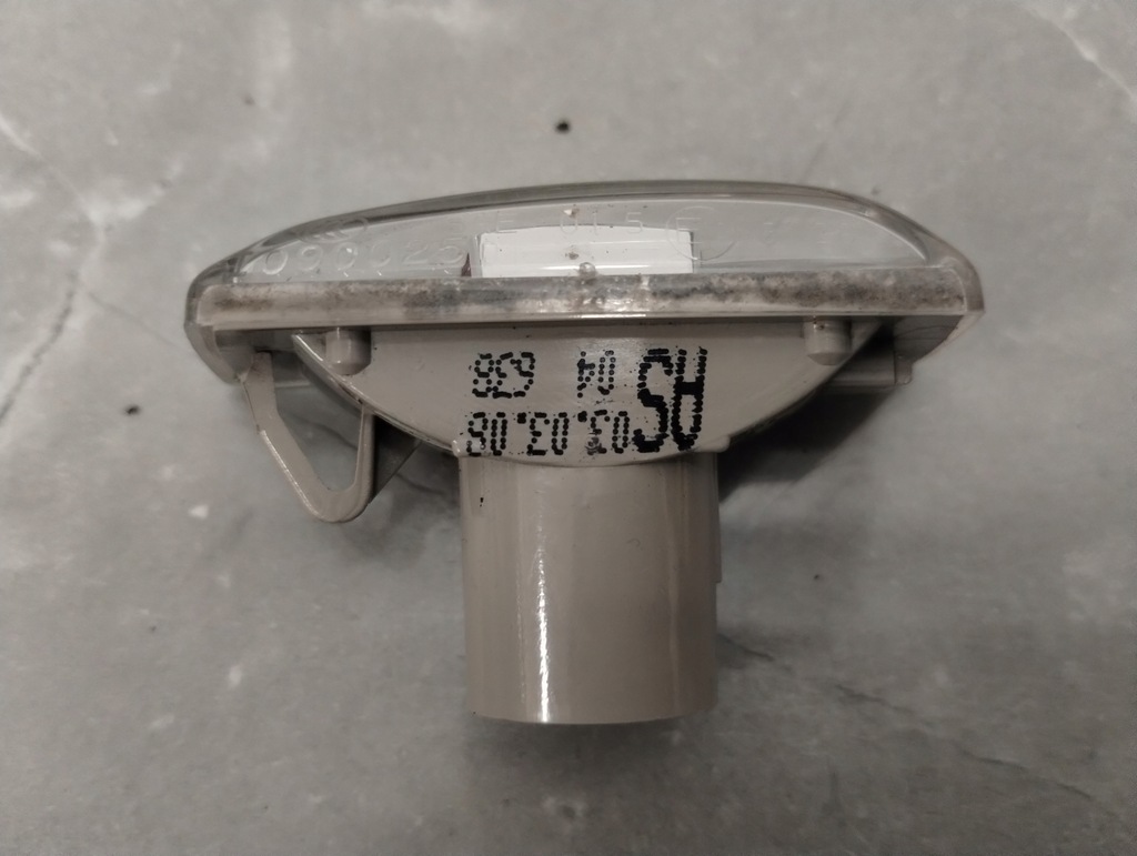 SEMNALIZARE DREAPTA ASTRA H CORSA D/E INSIGNIA ZAFIRA MERIVA B GM 13497990 Product image