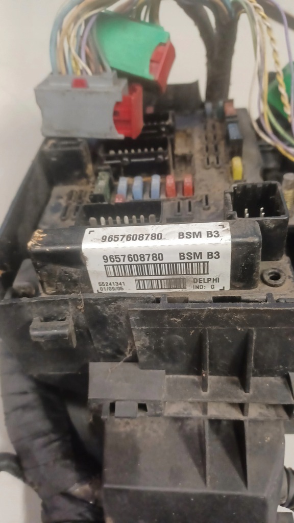Peugeot Fuse Box 807 9657608780 Product image