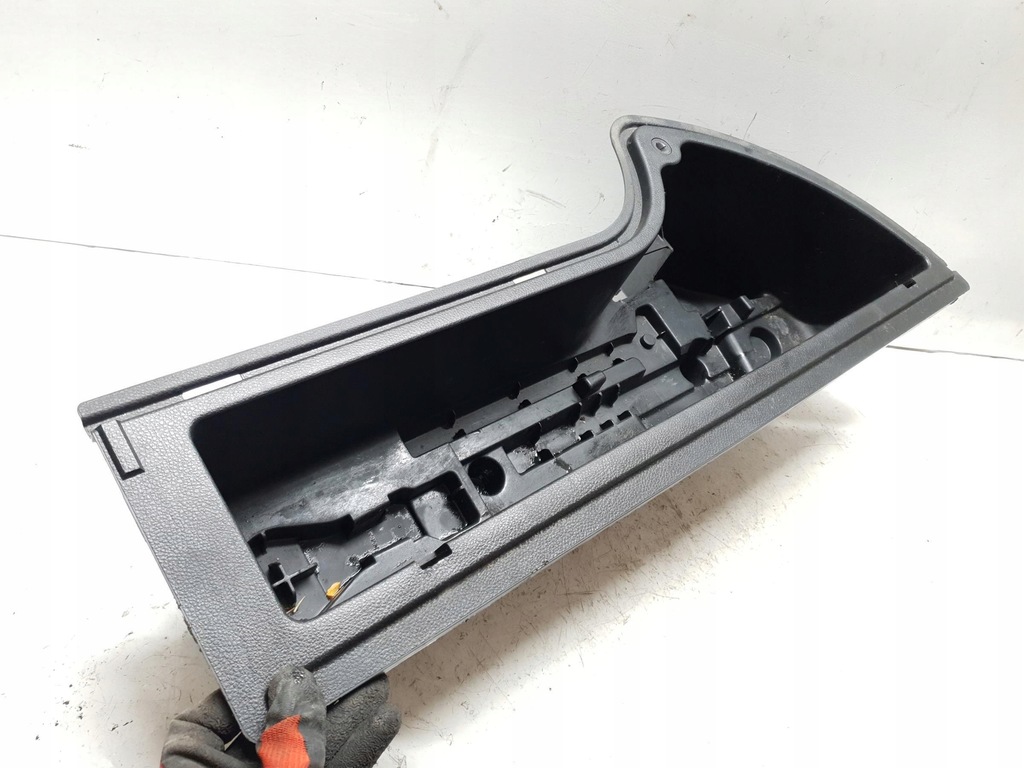 INSERT DEPOZITARE INSERT PORGAJ DREAPTA NISSAN MURANO Z50 Product image