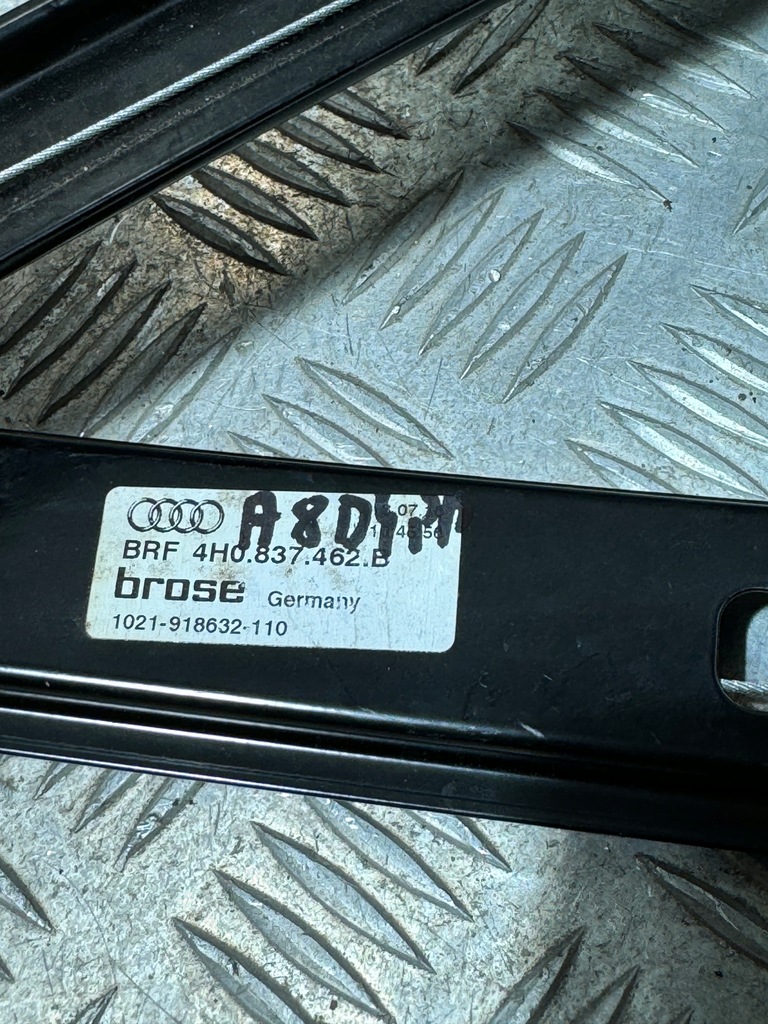 Mecanism de ridicare geam fata dreapta Audi A8 D4 4H 4h0837462b Product image