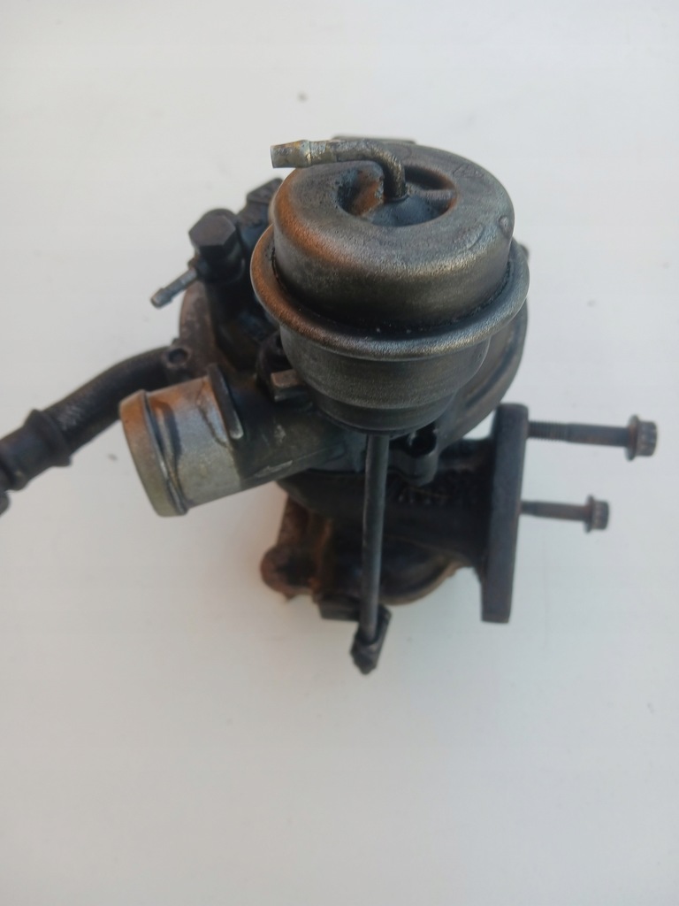 TURBOCOMPRESOR AUDI A3 8L VW GOLF IV 1.9 TDI AGR 038145701D Product image