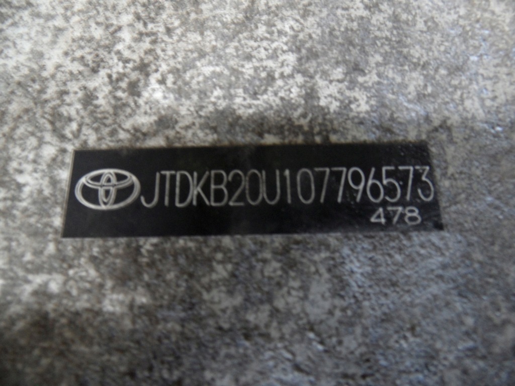 Toyota Prius II XW20 08R Față de bara de protecție Product image