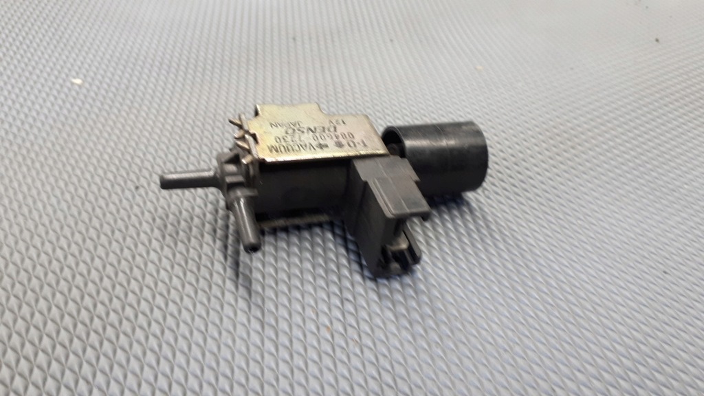084600-7230 robinet de vid denso I Product image