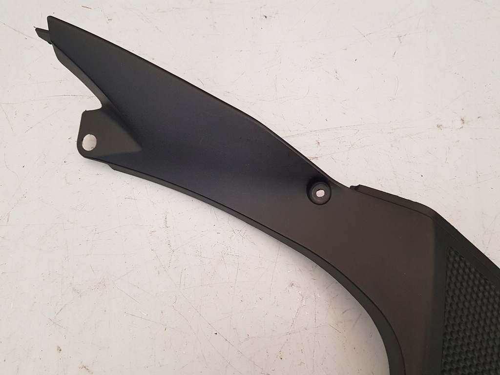 Sala de umplere a bolului din stânga dreapta Yamaha YZF 125 R 2008-2018 COVER 08- Product image