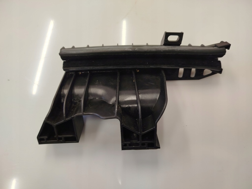 Ghidul ferestrei în față CITROEN C4 SPACETOURER 2019. 9675911280 Product image