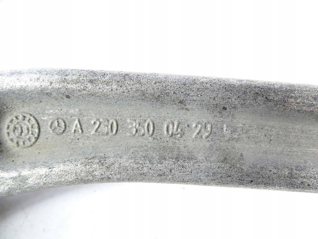 Mercedes Clasa E W211 BRAȚ SUSPENSION INFERIOR DREAPTA SPATE A2303500429 Product image