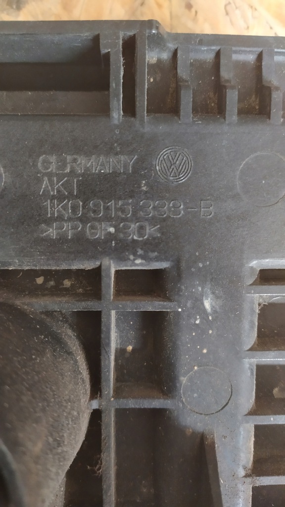 #1K0915333-B# Baza bateriei VW TOURAN Product image