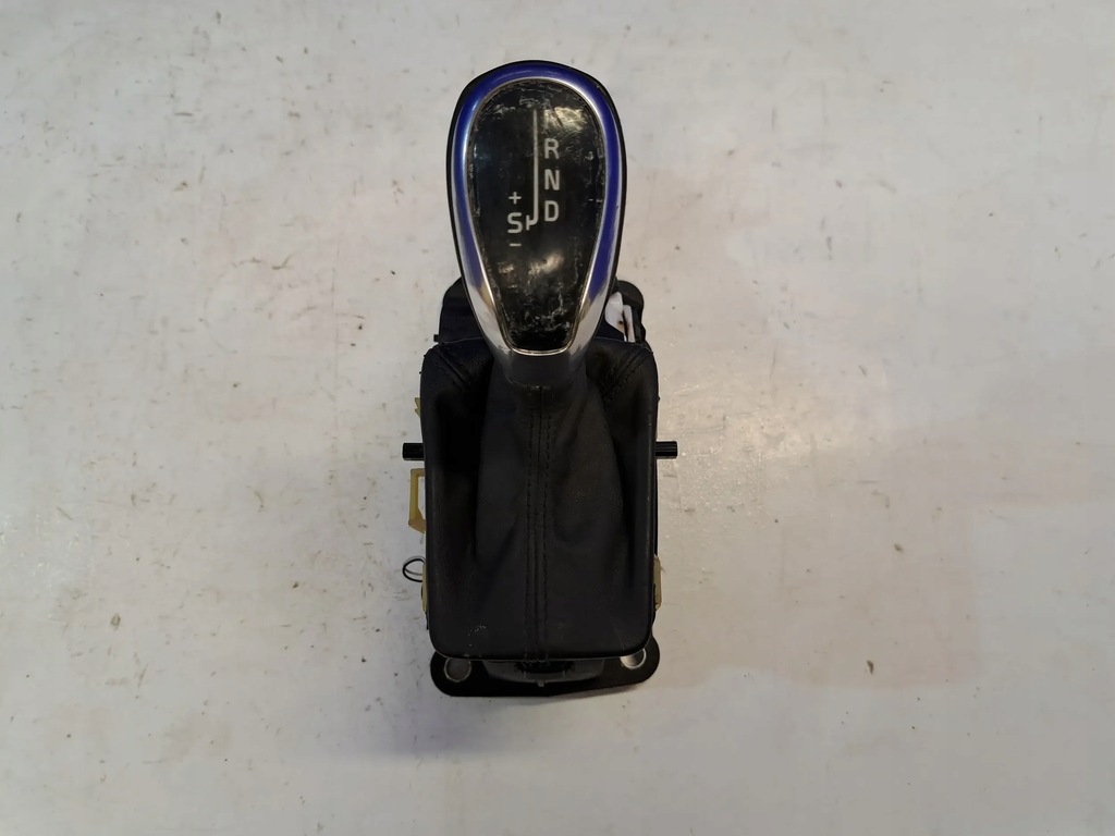 Volvo S60 2015 Cricuri și schimbătoare Product image