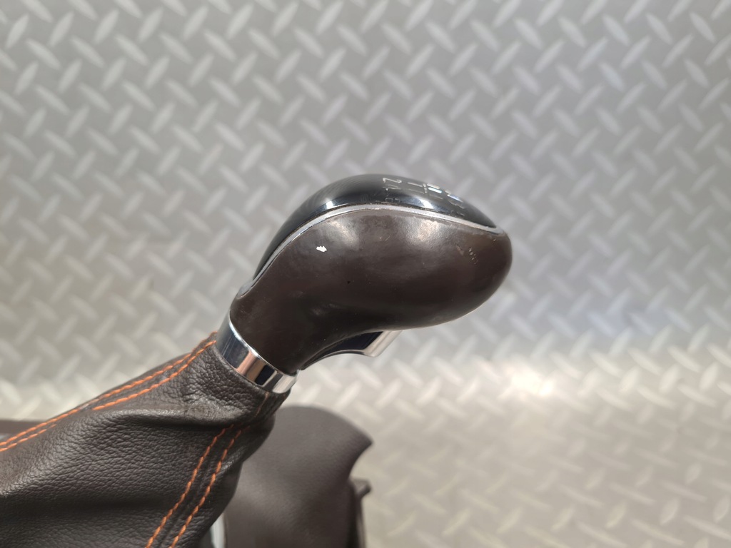 Pârghie BUN SELECTOR BOLD MERIVA II B 1.4 TURBO 6 VITEZI MARO Product image