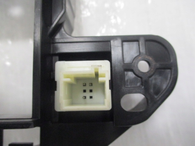 SUPORT RADIO OPEL CROSSLAND X POCKET 13486548 Product image