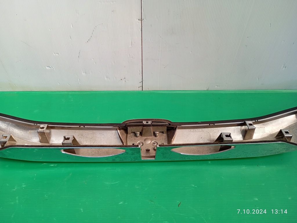 BANĂ CROMĂ SPATE HONDA CRV CR-V IV LIFT 74890-T1V Product image