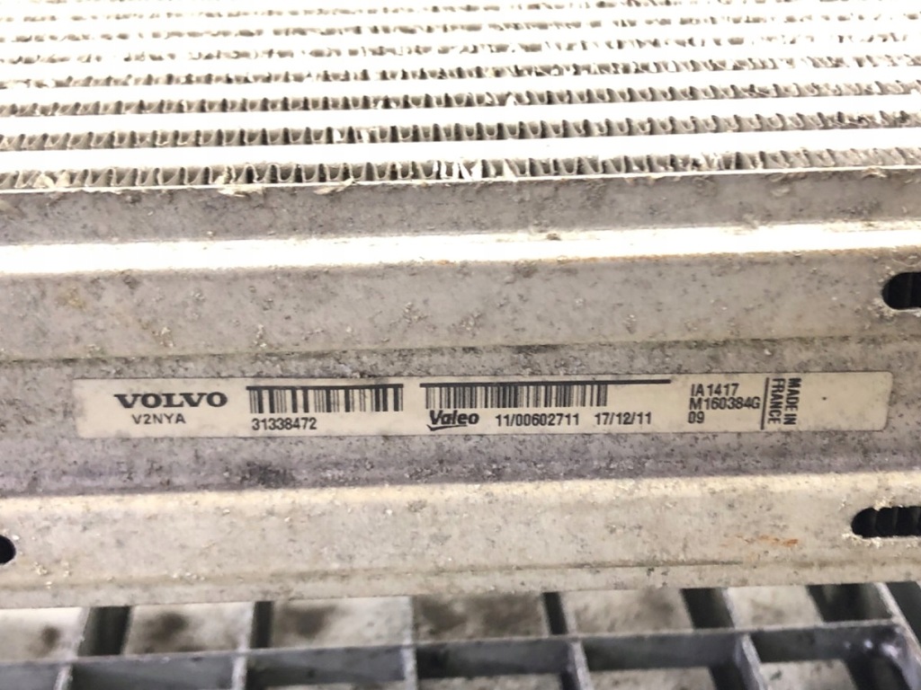 INTERCOOLER VOLVO V70 III 31338472 2.0 241KM 07-16 Product image