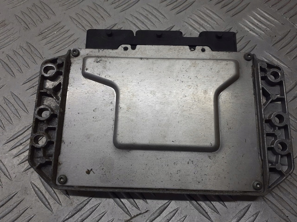 Renault CLIO III 1.6 8200504593 Controler de calculator al motorului Product image