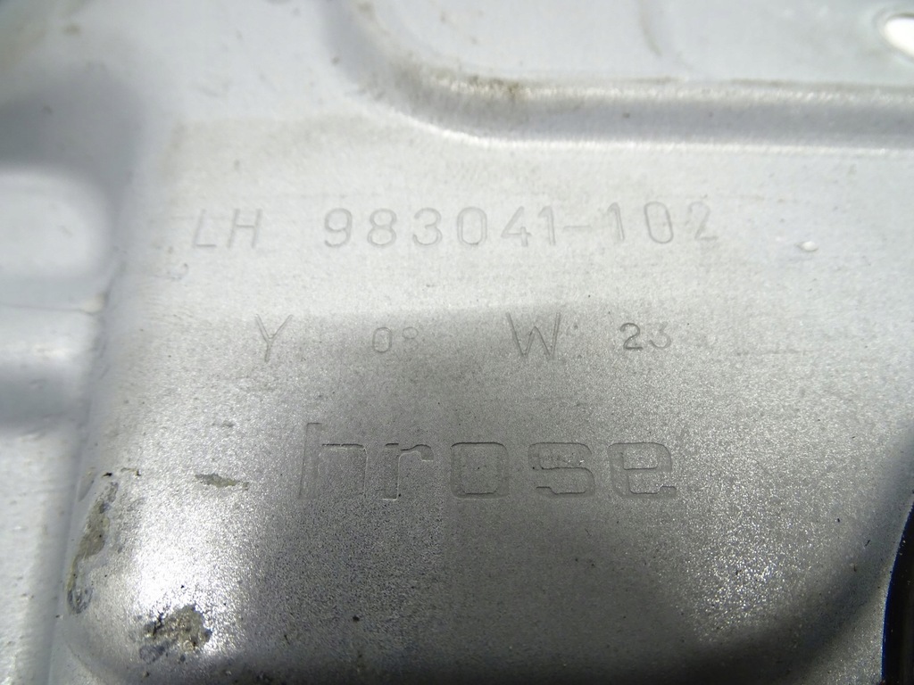 ELEVA GEAM STÂNGA SPATE VOLVO V70 III S80 II 983041-102 Product image