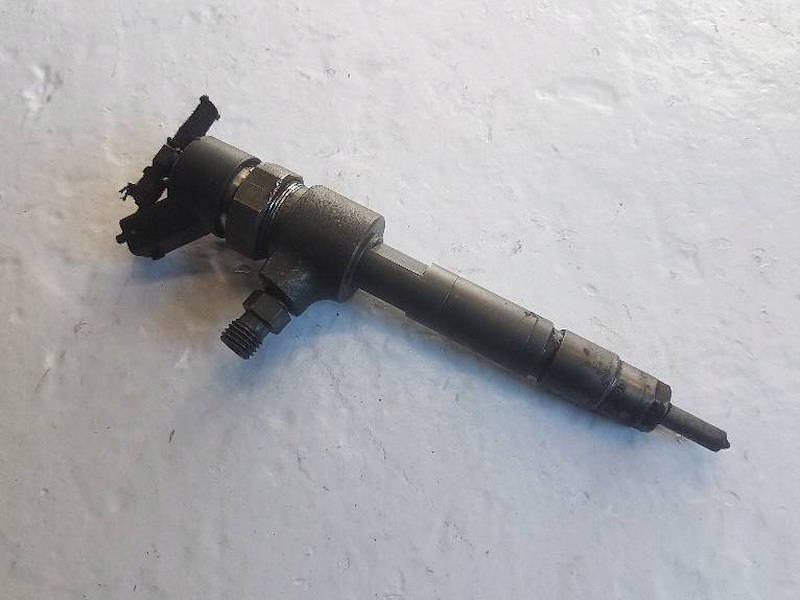 Injectie injector Bosch 0445110002 Fiat Alfa Lancia 1.9 2.4 JTD Product image