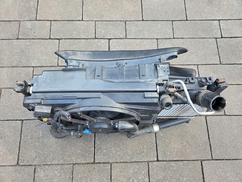 Volanul de direcție al ventilatorului CLIO IV CAPTUR și TCE 12-2019 Product image