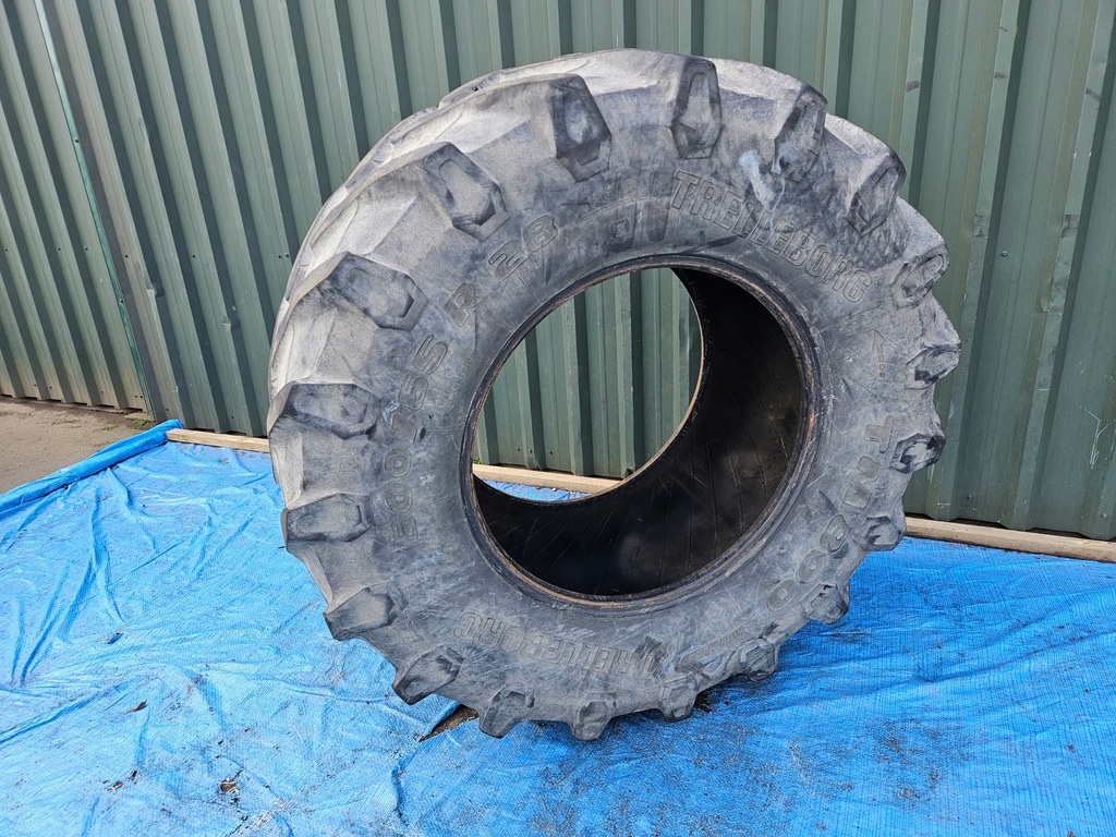 ANVELOPE TRELLEBORG 600/65 - R 28 TM 800 600/65R28 Product image