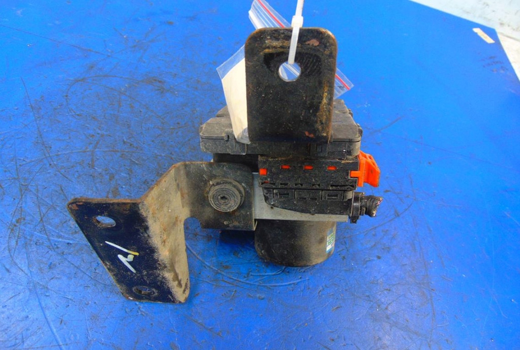 POMPA ABS HYUNDAI SANTA FE 2.4 95660-26300 Product image