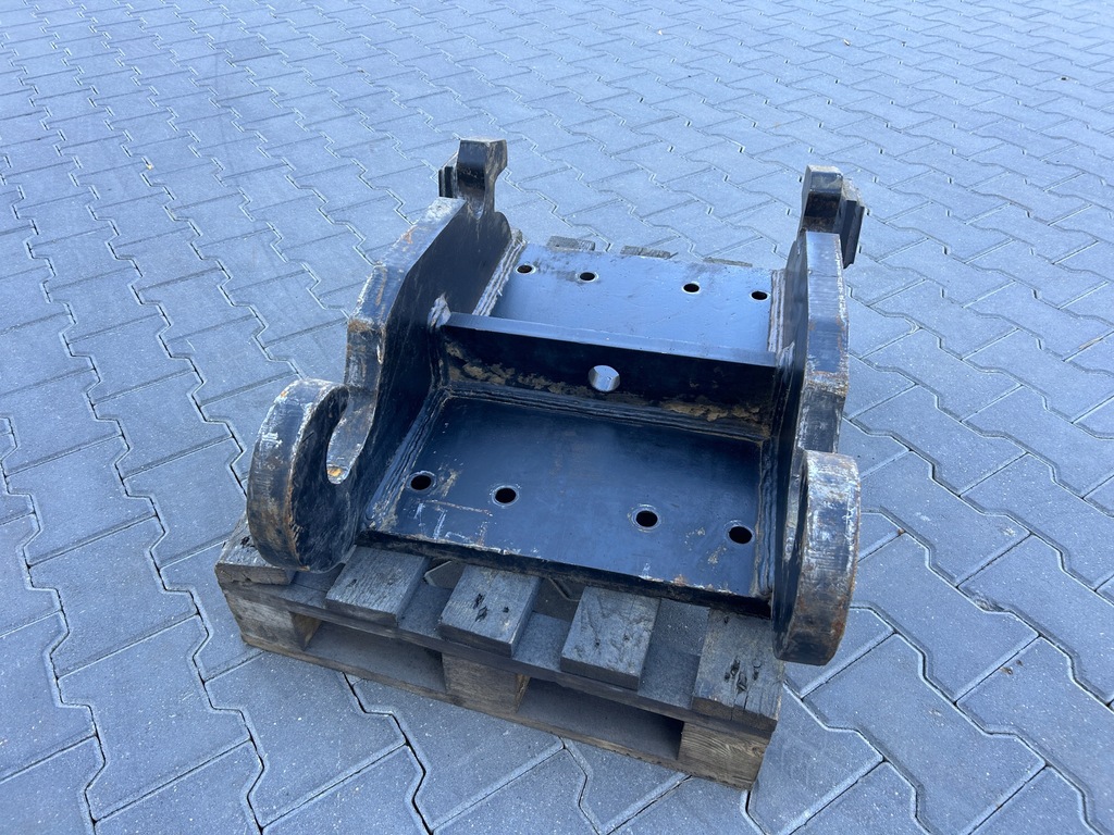 Placa adaptor de montare VERACHTERT CW40s cârlige găleată pentru ciocan Product image
