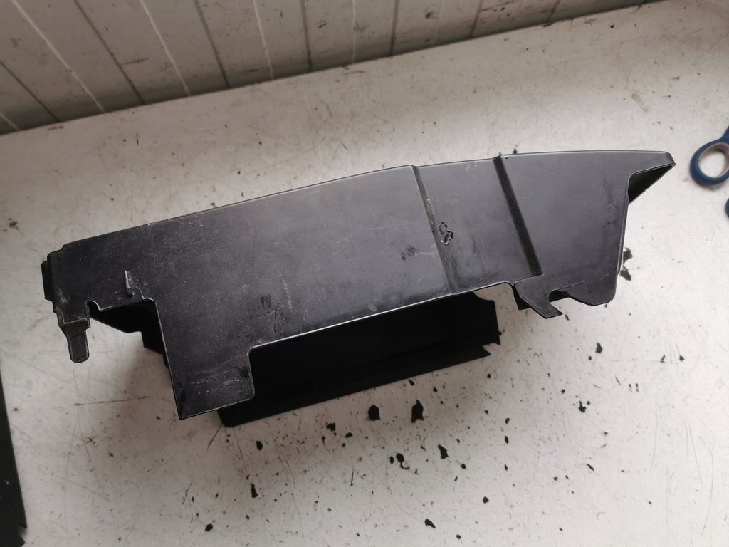 Opel Insignia A 2,0 CDTI Carcasă pentru baterii + acoperire 22818746 Baza Product image