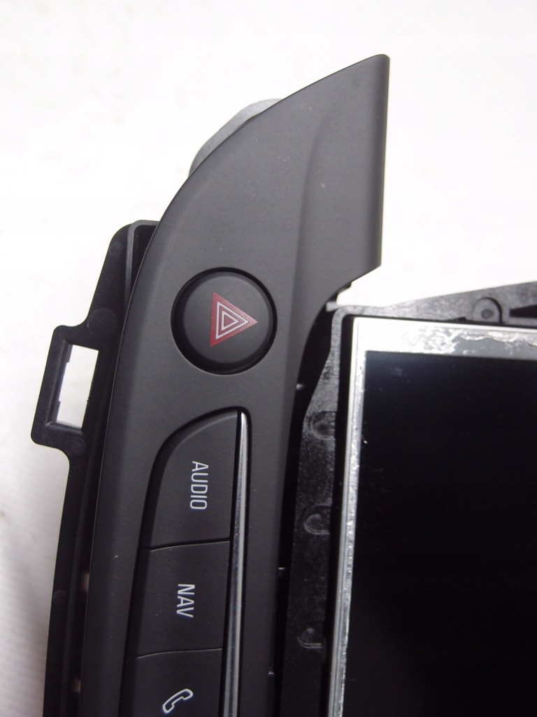 RADIO NAVIGATION OPEL CROSSLAND 2017 YP000126YX Product image
