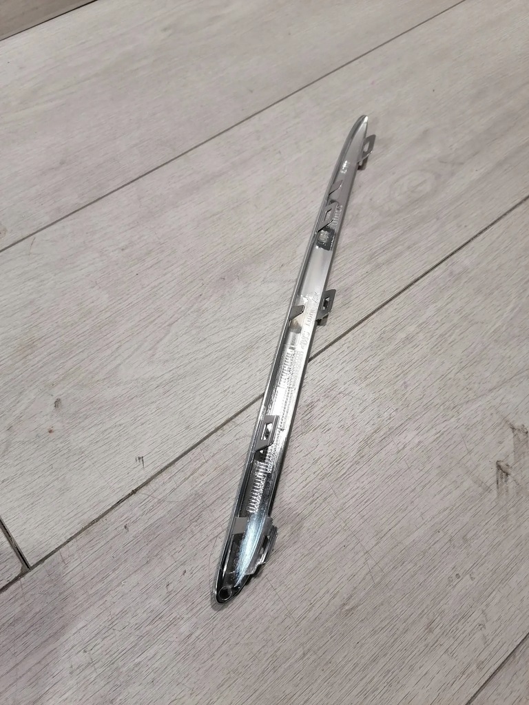 MERCEDES W177 GRIL CROMAT STANGA FATA A1778881300 Product image