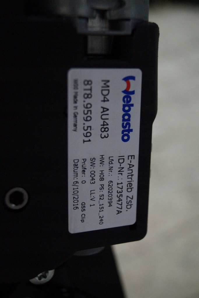 AUDI A5 8T TRAPA COMPLET 8T8877041E TB9 Product image