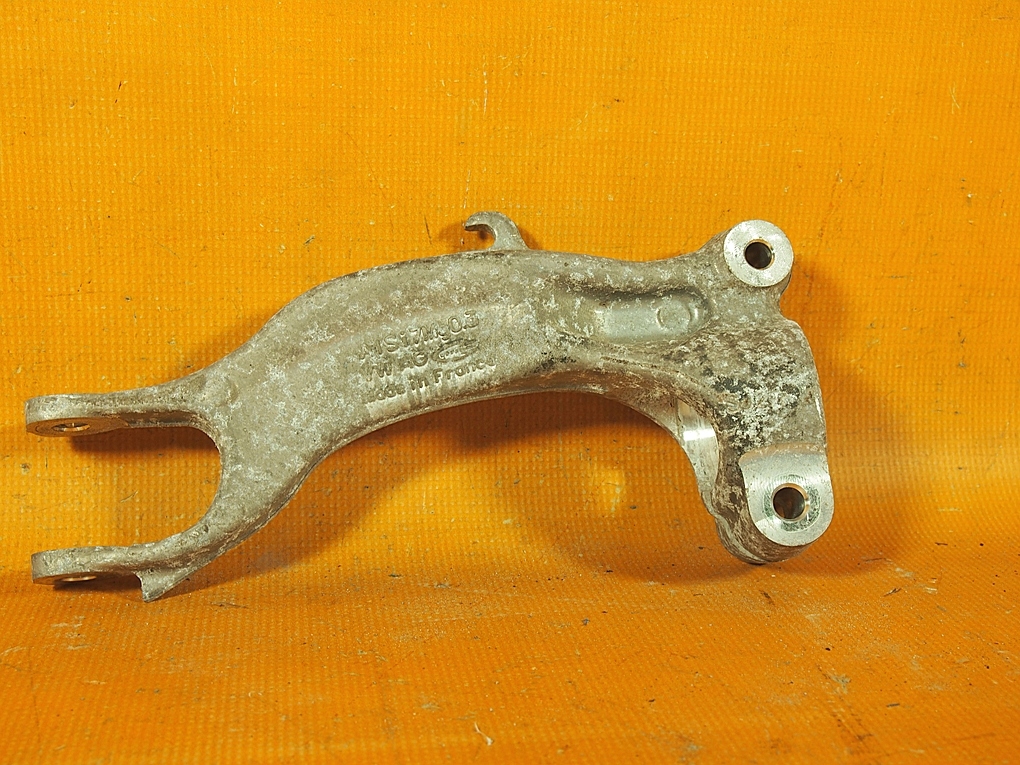 Suport amortizor Audi A4 8W B9 58KM DREAPTA 8w0413038 Product image