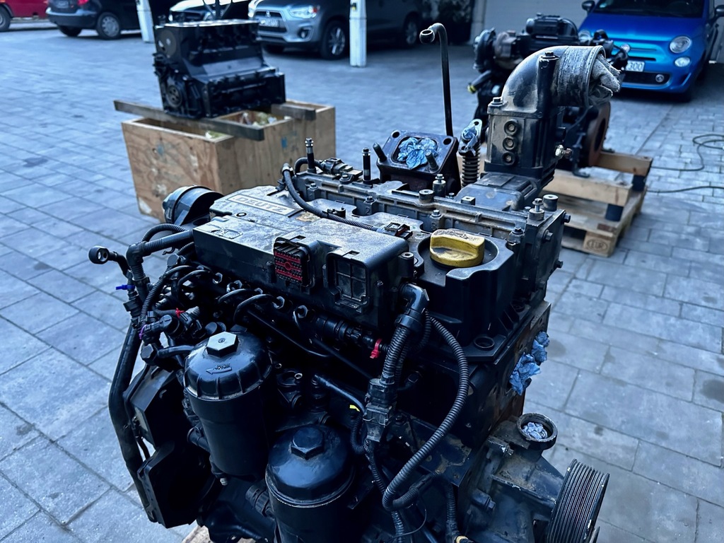 DEUTZ FAHR MERLO TCD MOTOR 4.1 L4 C4ST103 22000328 GP3404332 04503190R Product image