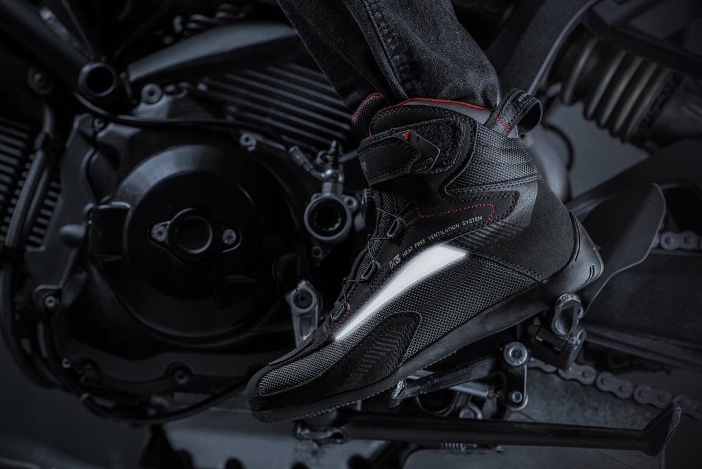 SHIMA CIZME MOTOR CU PIELE VELCRO NEGRA 48 1ŻNA Product image