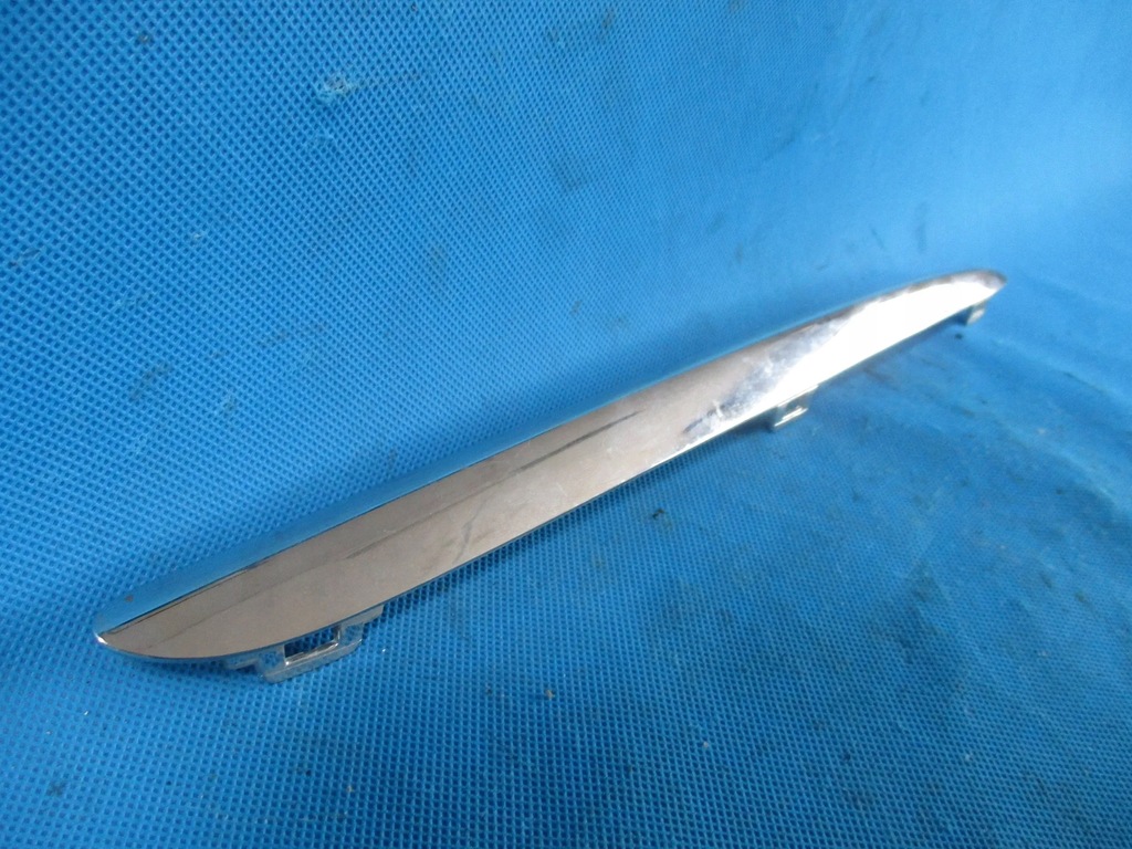 BANDA GRIL CROMATA MERCEDES W177 A1778881400 Product image