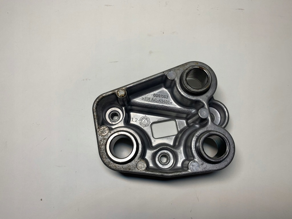 BMW E93 Mânerul principal al rulmentului din spate stânga 715775502 Product image
