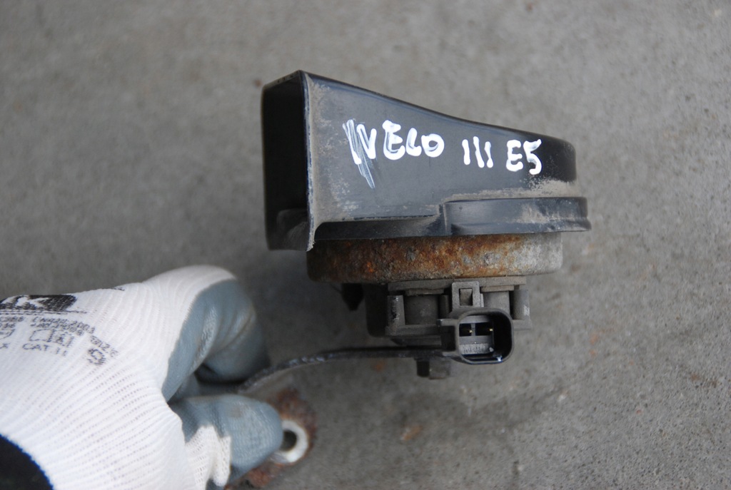 IVECO DAILY 06-14R HORN Product image