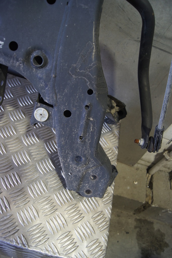 SANDIE BMW F46 F48 F40 FATA 6872729 Product image