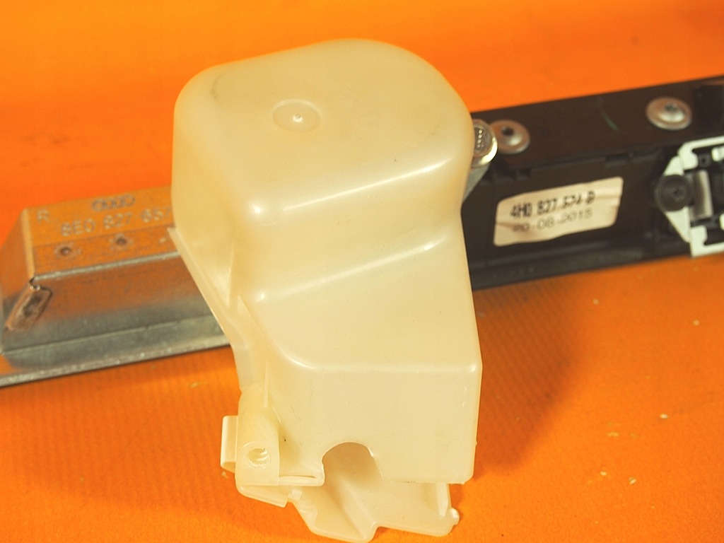 Audi A8 4H Lift Camera SPATE 360 de grade Mânerul ușii 7p6980551c Product image
