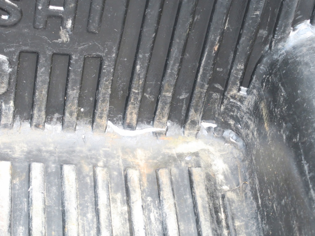 TAVA CAROSERIE PAKA MITSUBISHI L200 2 II 96-01 Product image