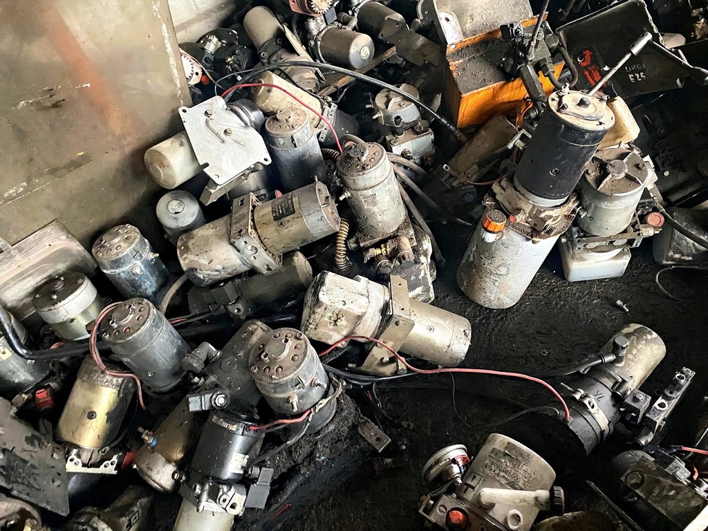 Motor electric 24V, pompa hidraulica de basculare Product image