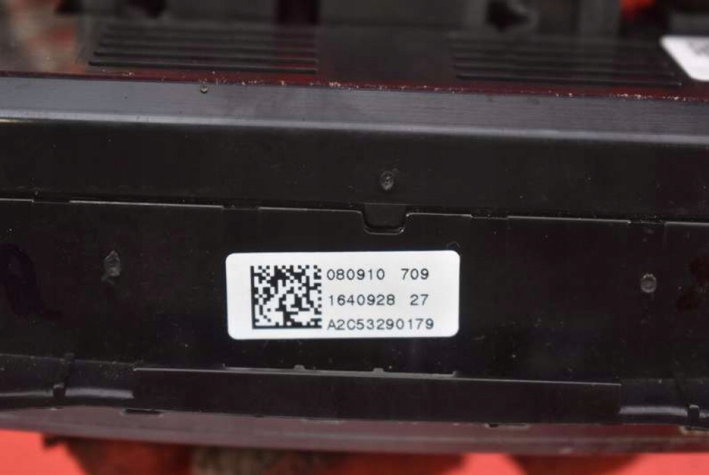 PANOUL COMANDĂ AER 2049009104 MERCEDES CLASA C W204 07-12 Product image