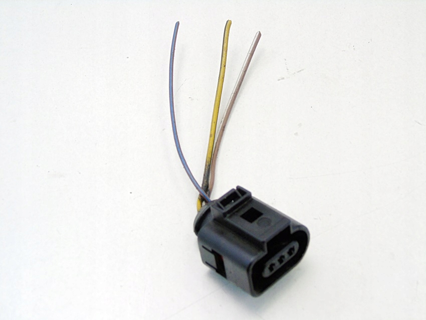 PLUG CUBE 1.2 1.4 1.6 1.8 FABIA I POLO N9 FOX ROOMSTER CORDOBA IBIZA Product image