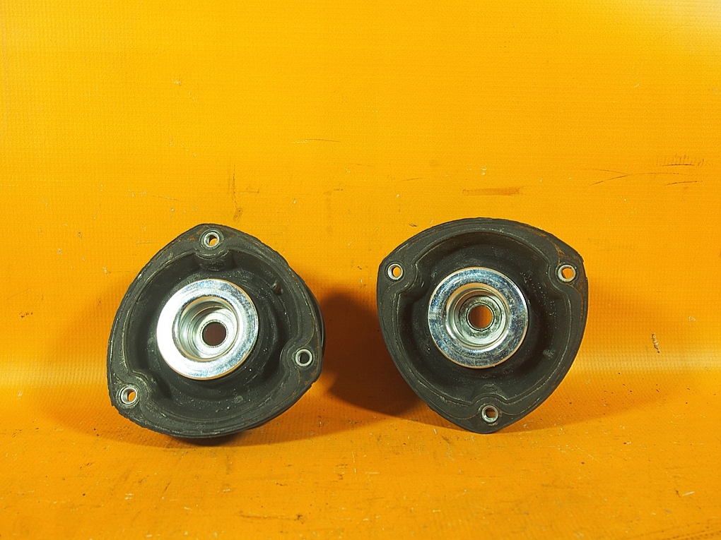 Rulment pentru suport amortizor Audi Q3 83A SB 18KM 5q0412331e / 5q0412249f Product image
