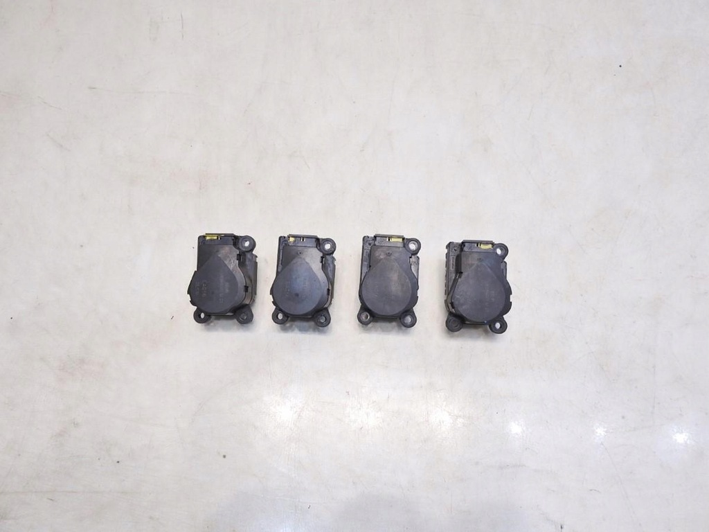 MOTOR INCALZIRE RENAULT LATITUDE EAI256 V8384001 Product image